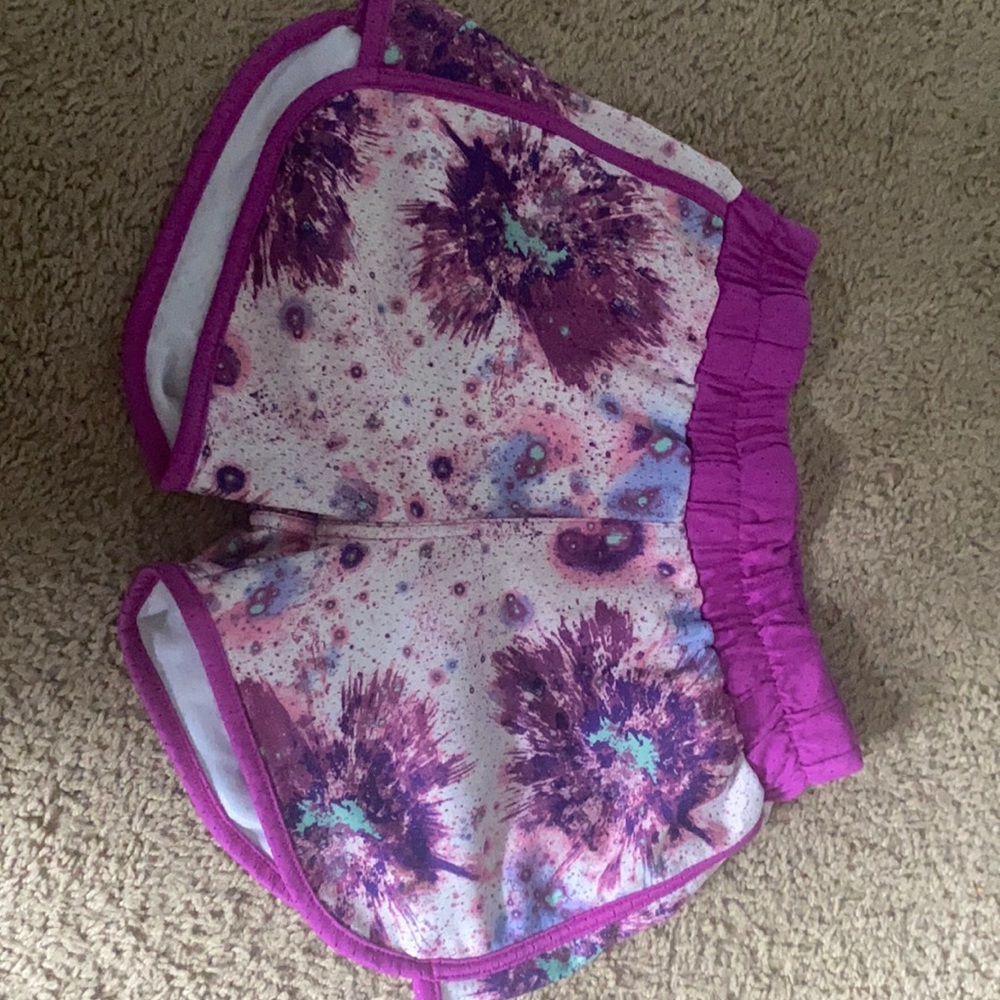 Colorful girls shorts. Barley used.